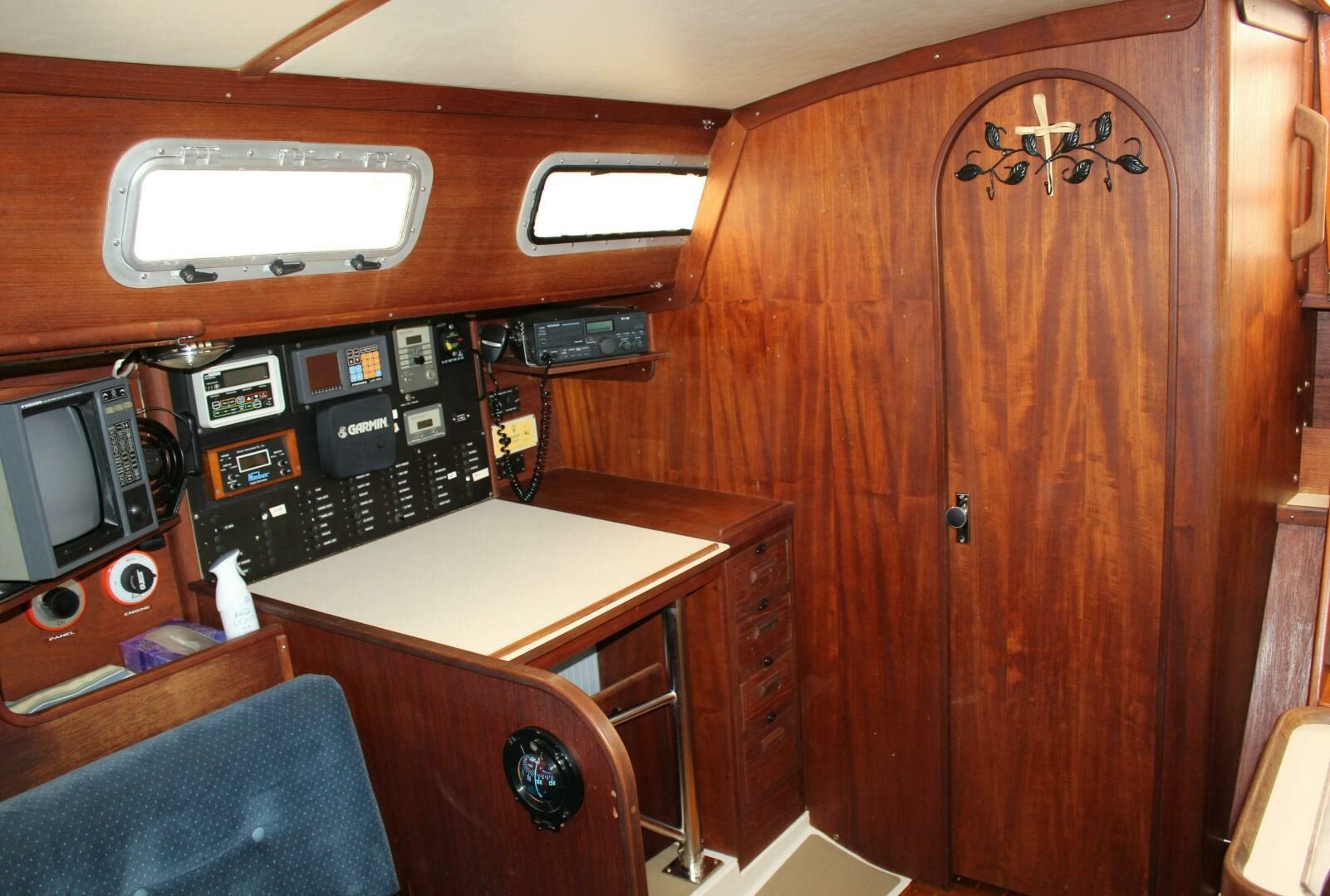 1986 Freedom Marine — - Image 17