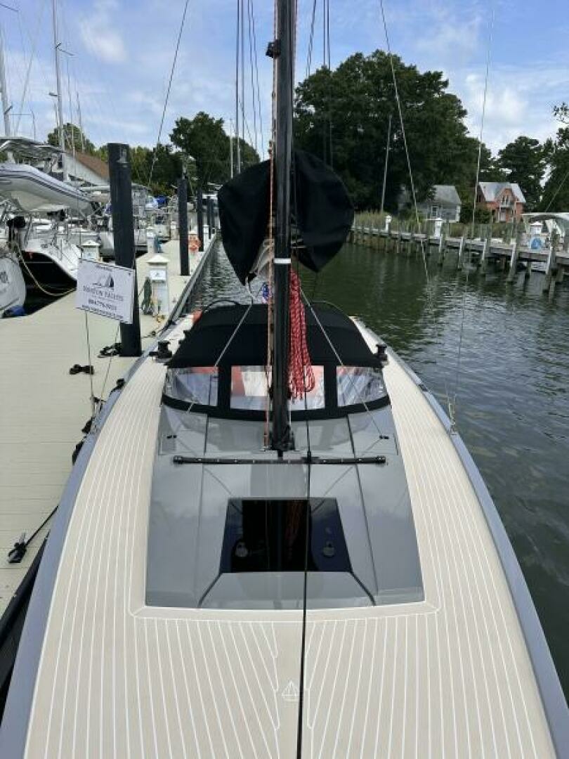 2027 Saffier SE 33 Life - Image 8