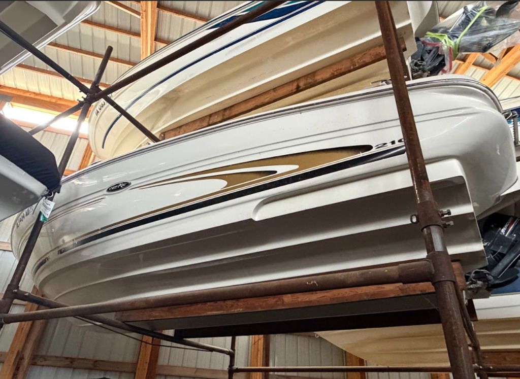 2002 Sea Ray 210