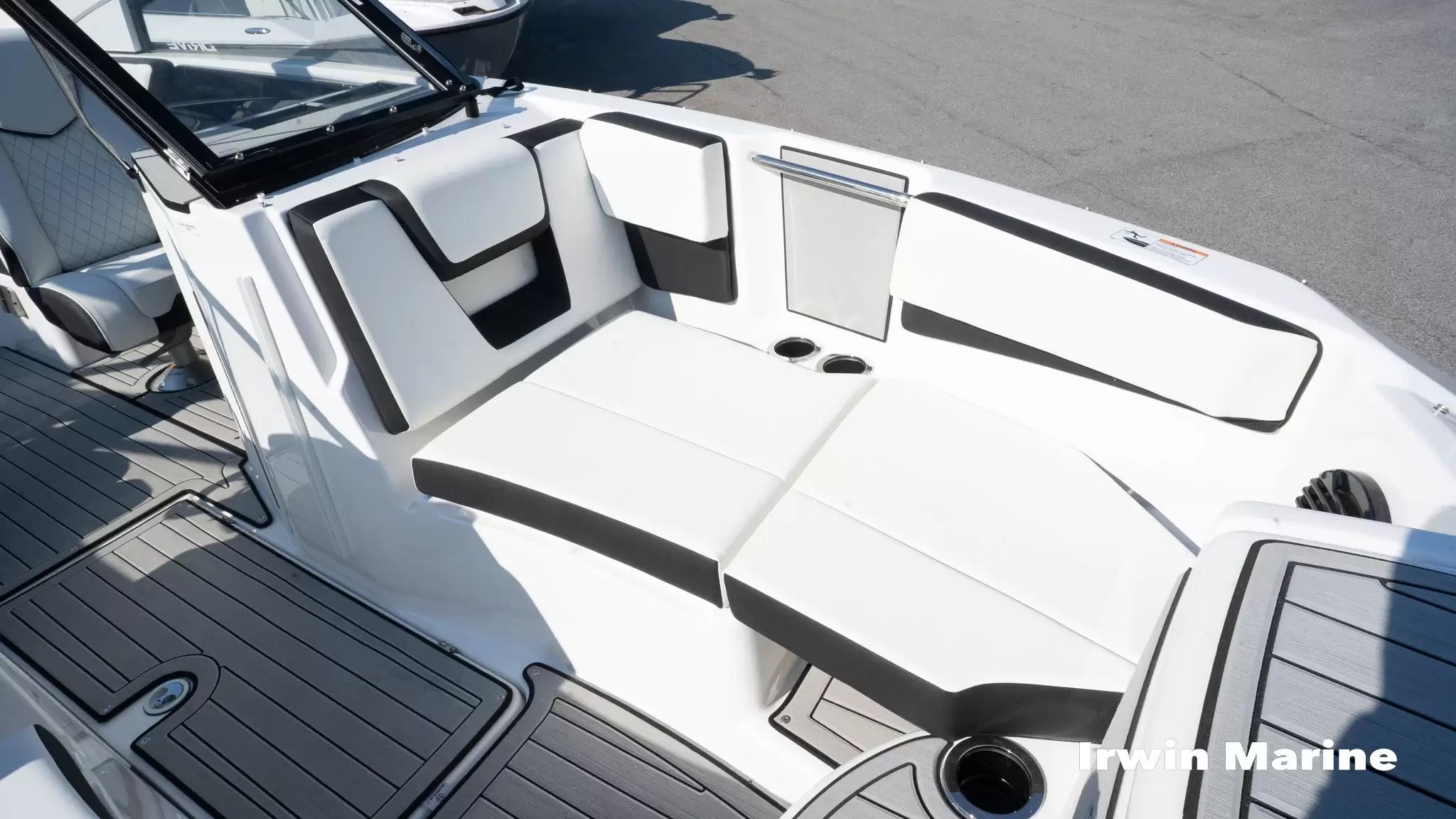 2026 Yamaha Boats 222SD - 13