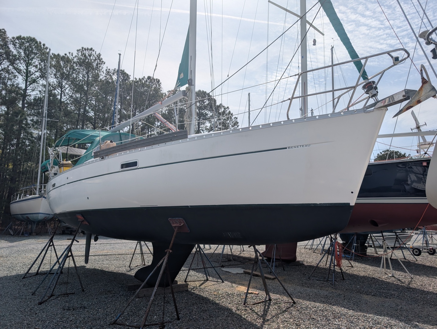 2003 Beneteau 331 - Image 2