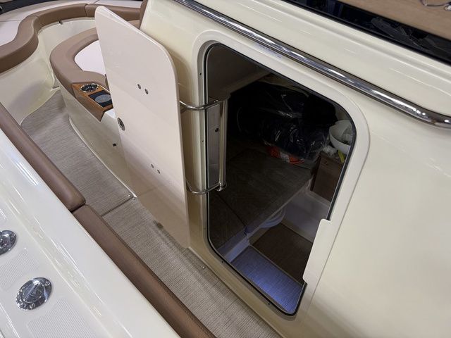 2026 Chris-Craft Catalina 31 - 27
