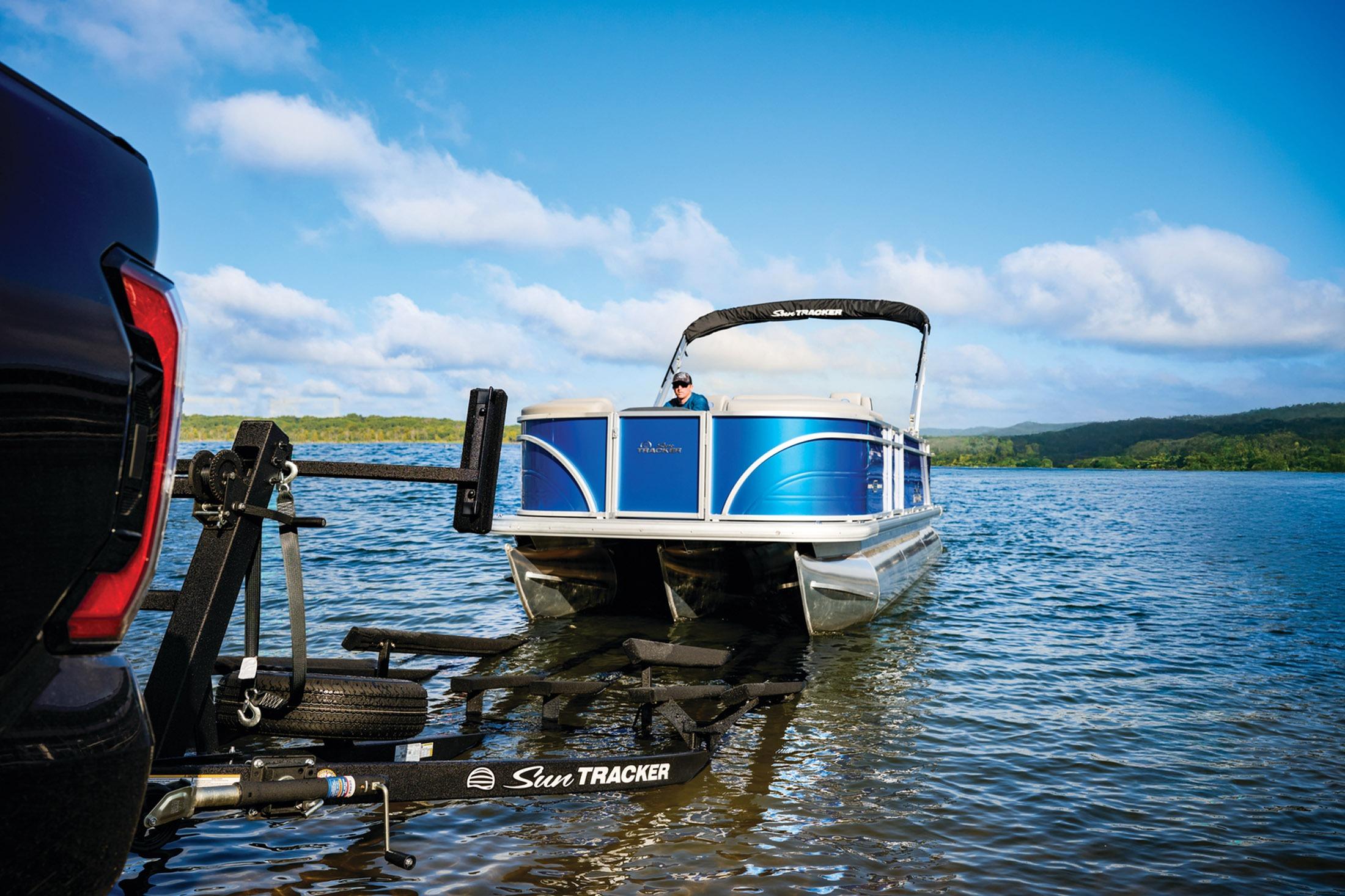 2026 Sun Tracker Party Barge 22 RF XP3 - 83