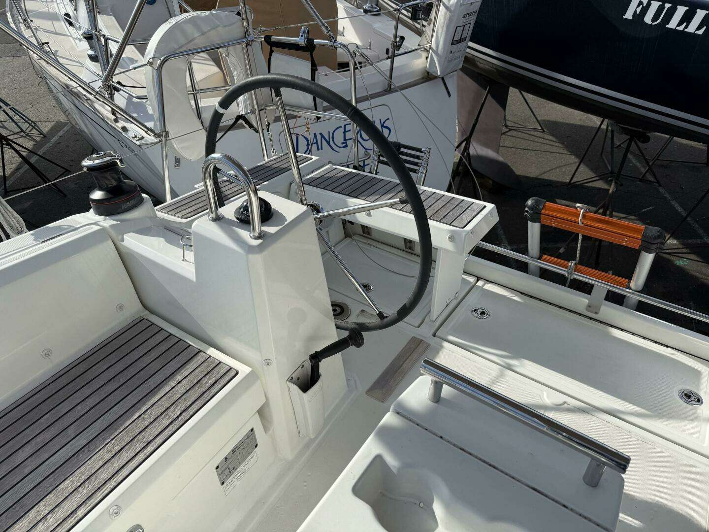 2021 Beneteau 35.1 - Image 9