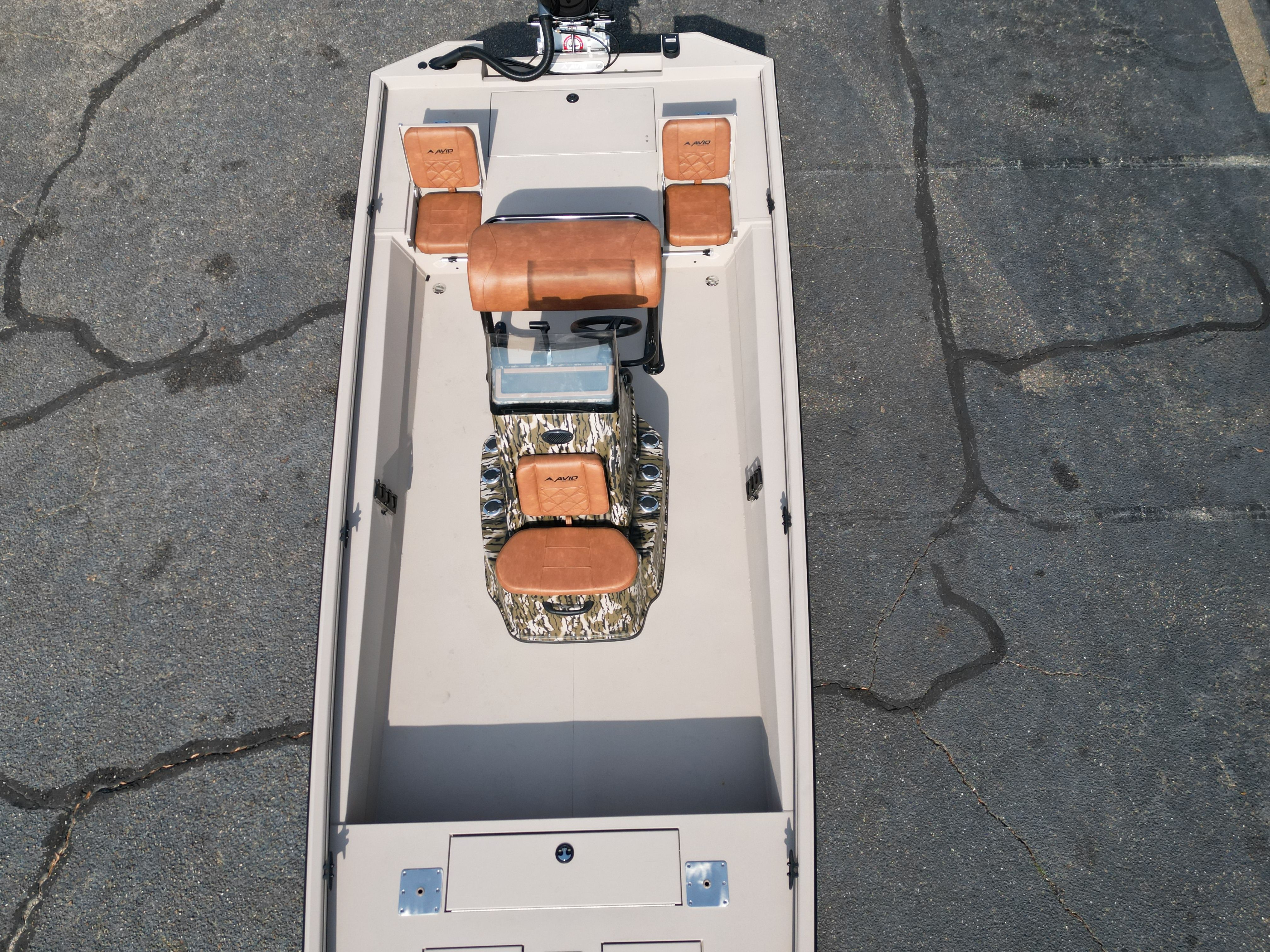 2026 Avid 22CC - 14