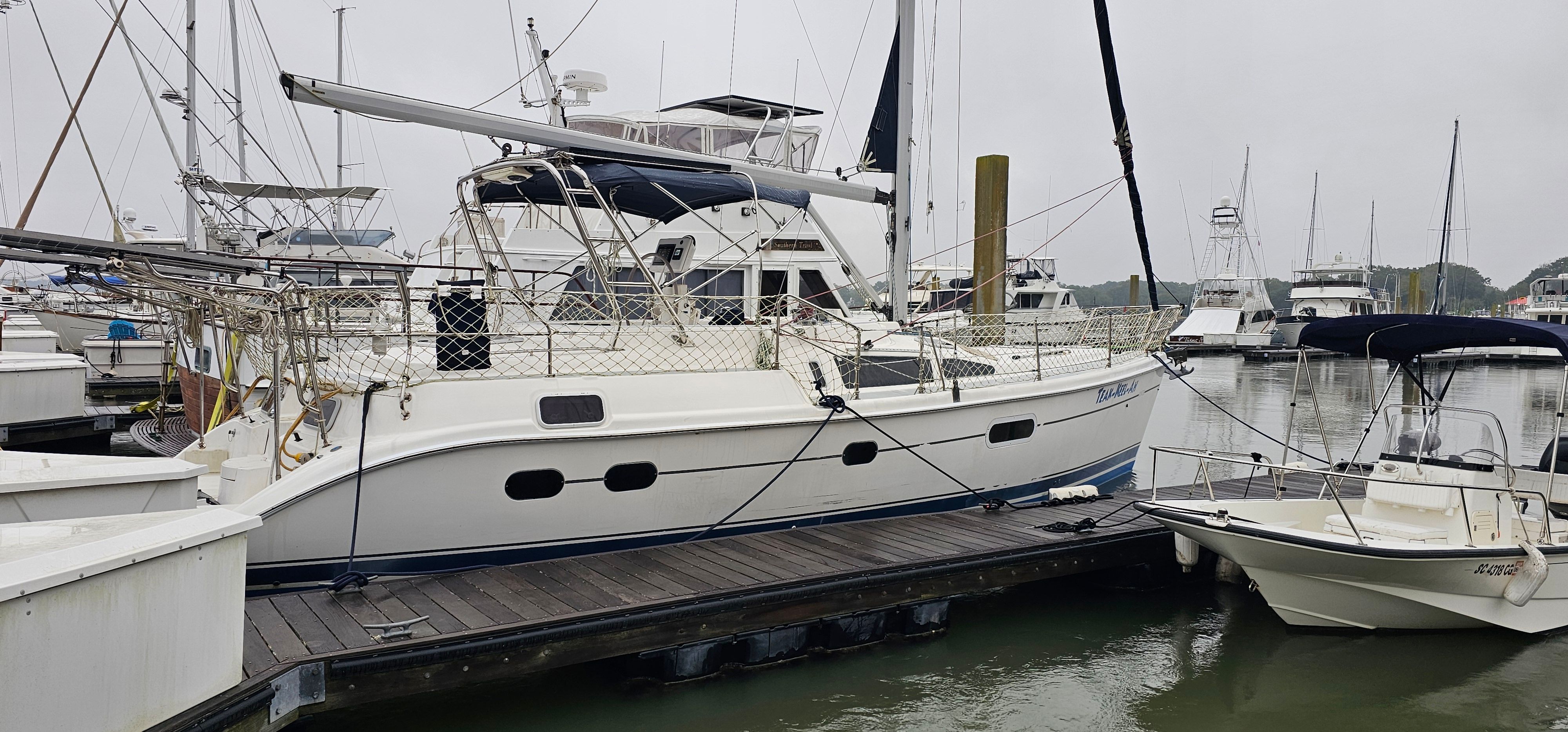 2002 Hunter Passage 420 - 2