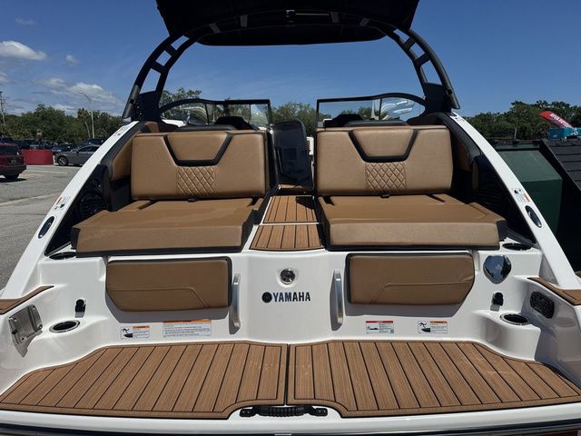 2026 Yamaha Boats 252SD - 4
