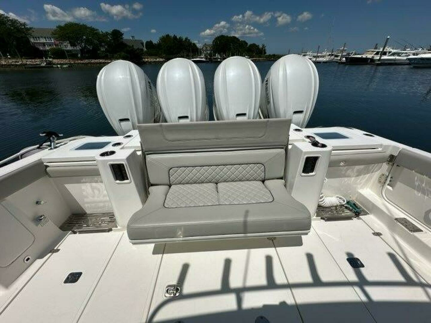2021 Pursuit 428 Sport - Image 11