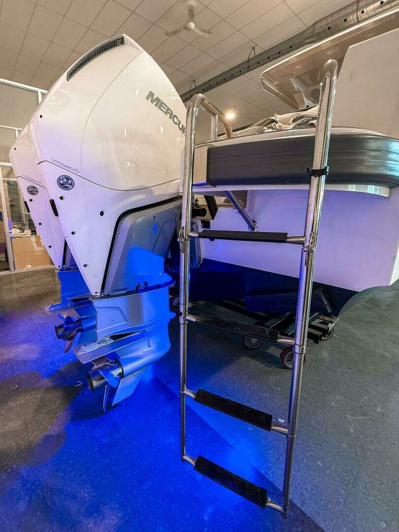 2022 Nimbus T11 - Image 30