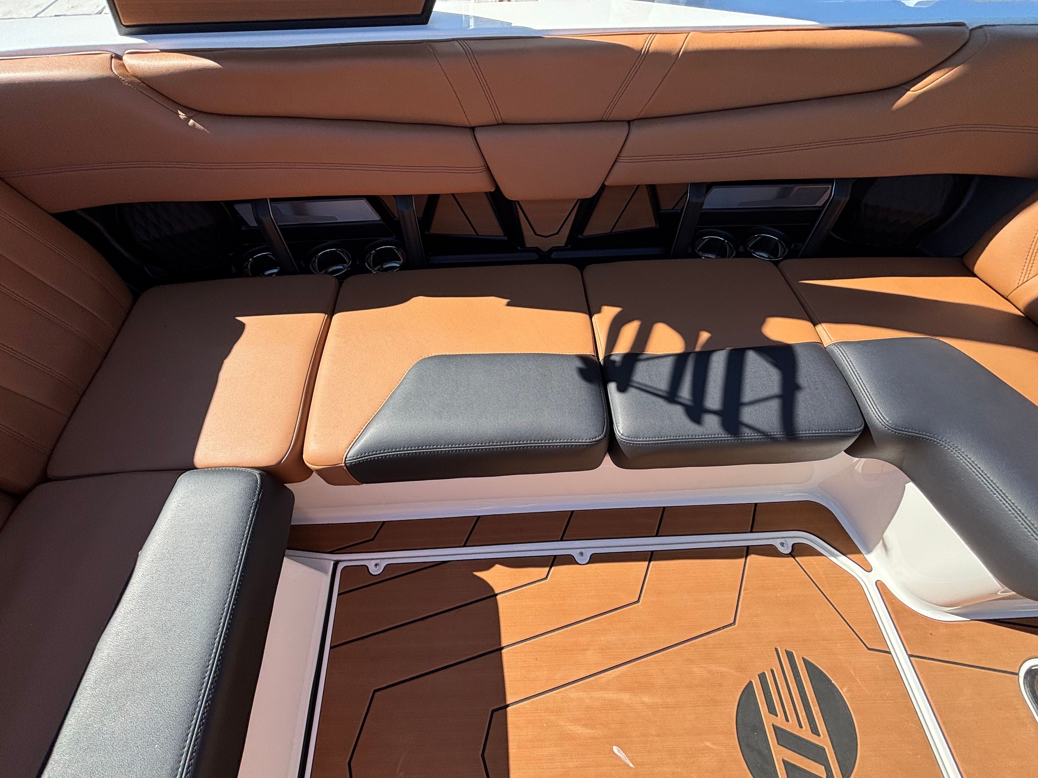 2026 Malibu Wakesetter 21 LX - 7