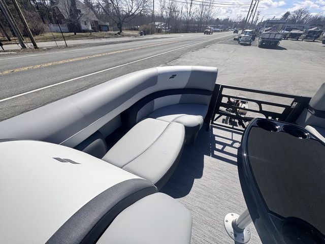 2026 Starcraft EXS 1 Q DH Tri-Toon Includes 140hp and Trailer - 11