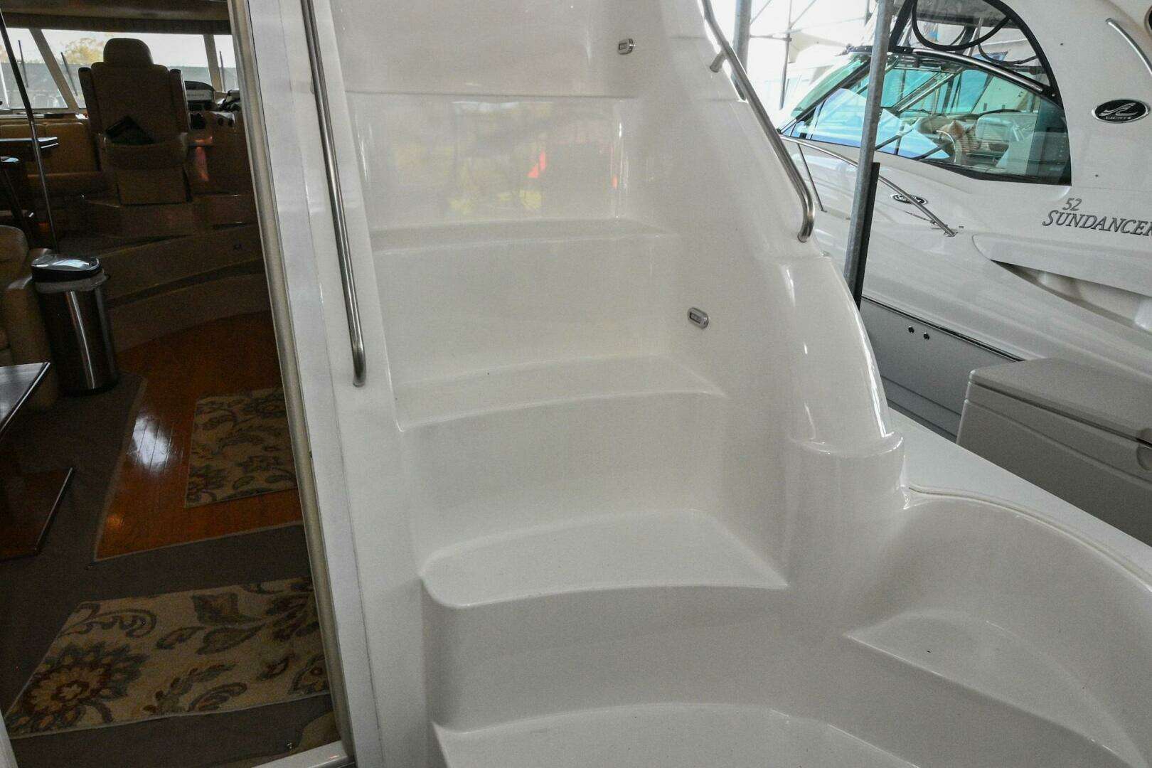 2002 Cruisers Yachts 5000 Sedan Sport - Image 91