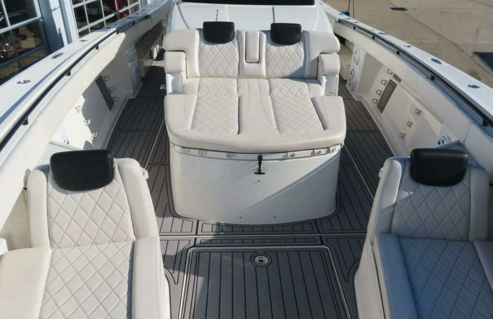 2018 HCB 53 Suenos - Image 48