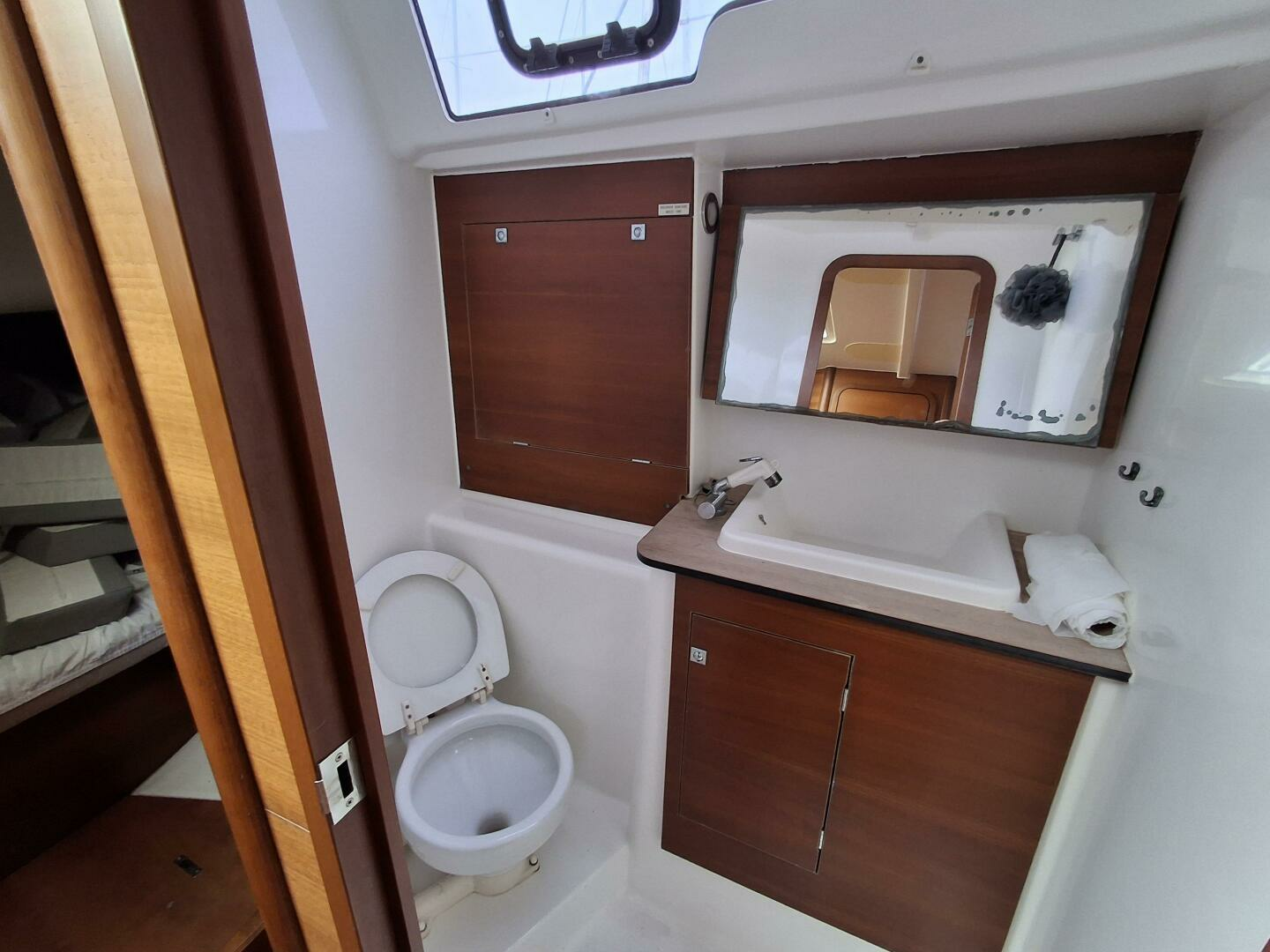 2015 Dufour 382 Grand Large - Image 13