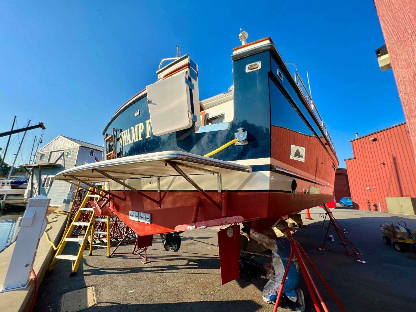 2001 Sabre Sabreline 47 - Image 33