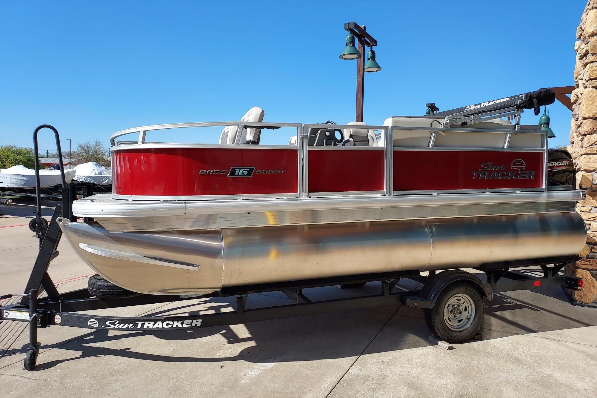 2026 Sun Tracker Bass Buggy 16 XL Select