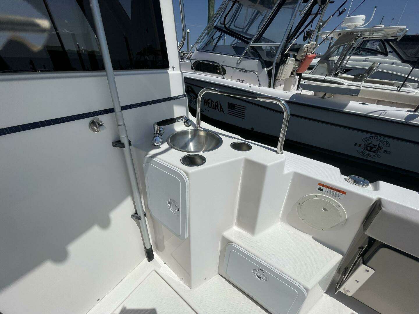 2019 Cutwater C-28 - Image 4