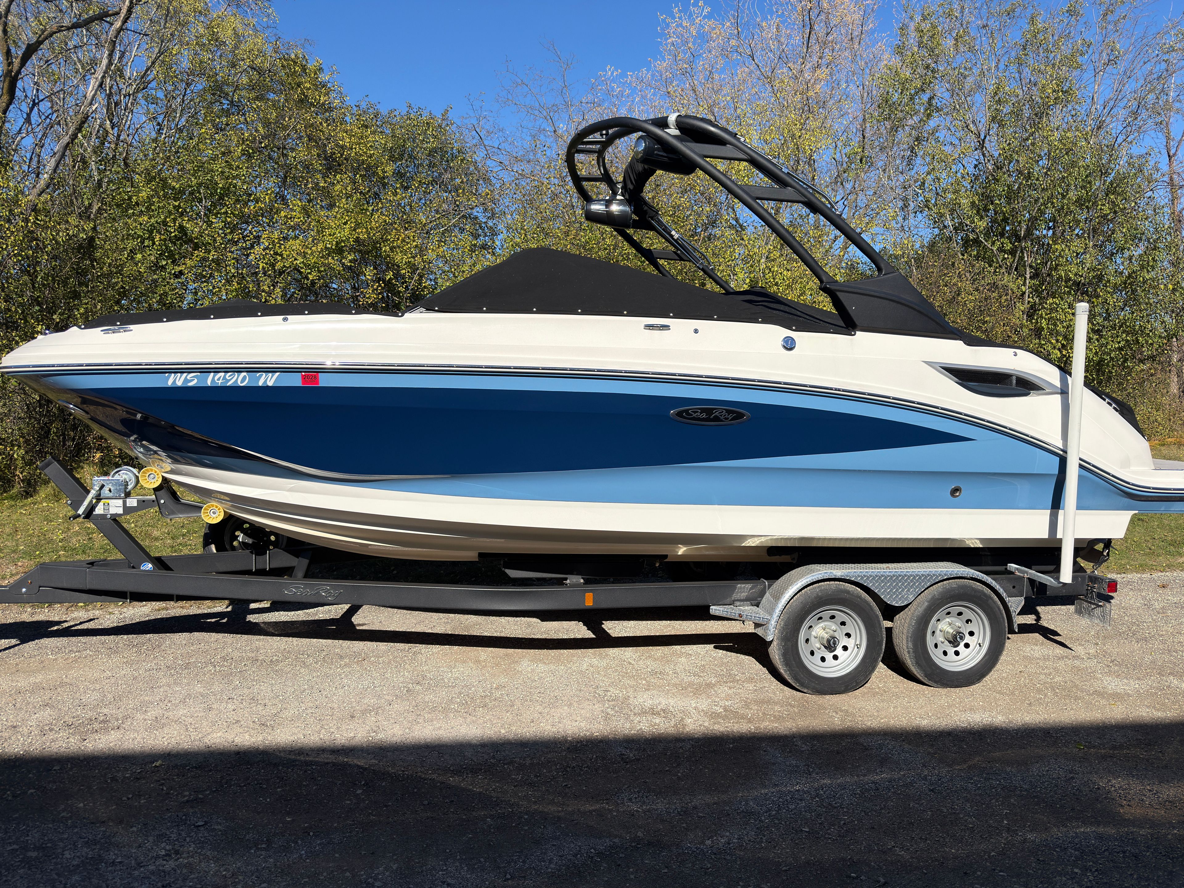 2022 Sea Ray SDX 250