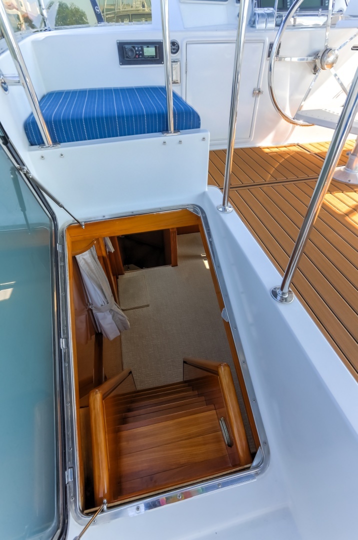 2003 Jefferson 57 Pilothouse - Image 40