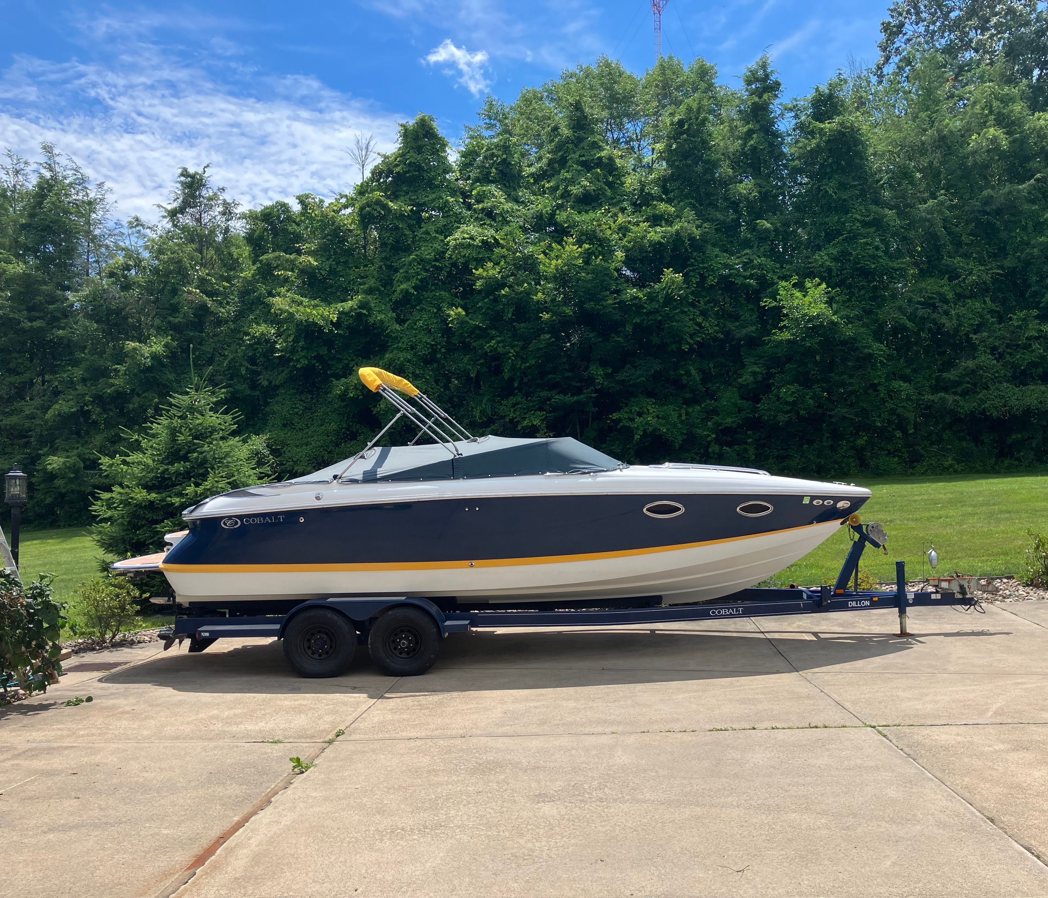 2005 Cobalt 255