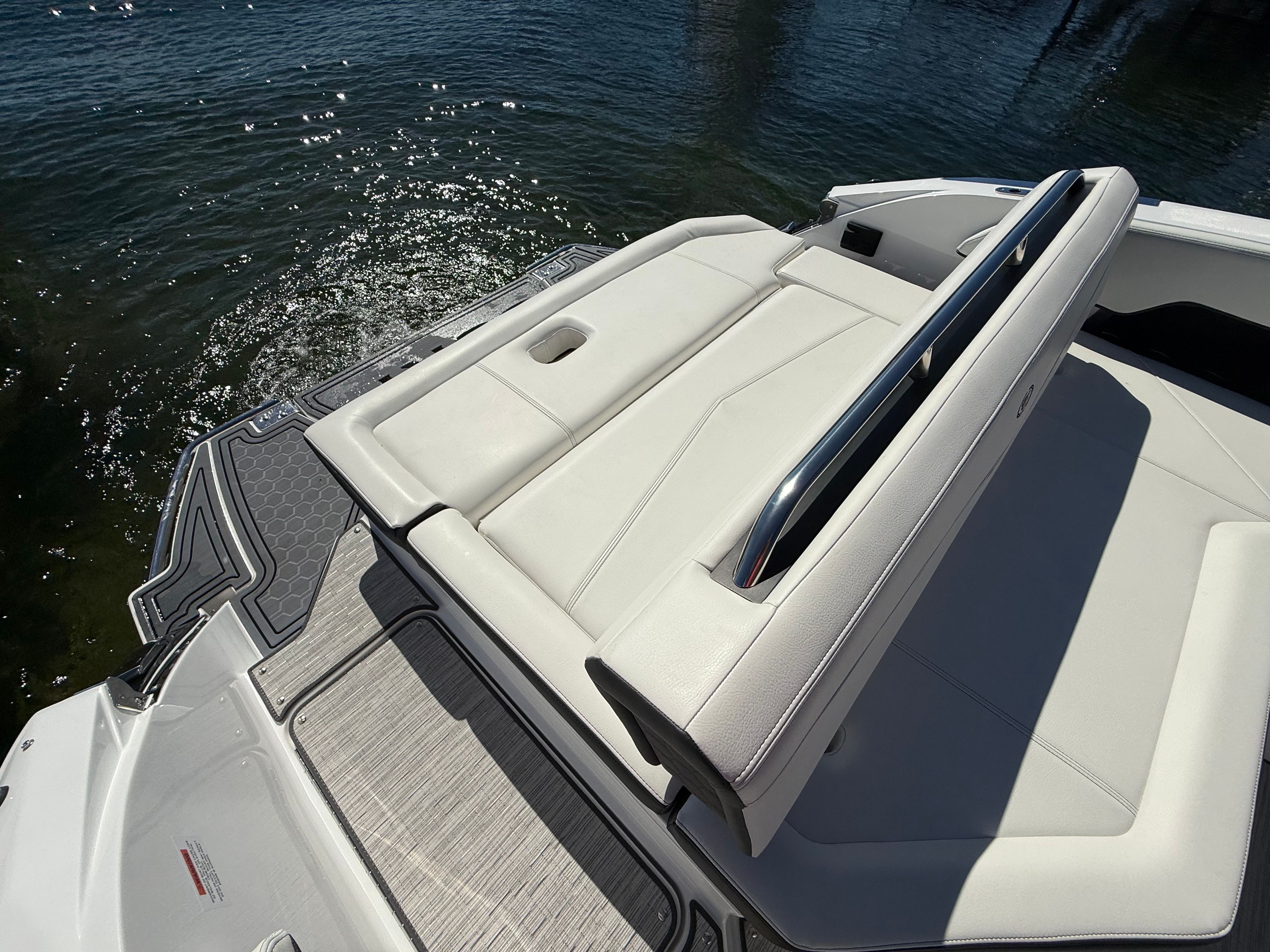 2026 Cobalt R6 Surf - 5
