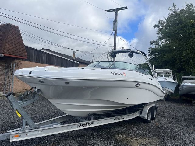 2016 Hurricane SunDeck 2690 OB