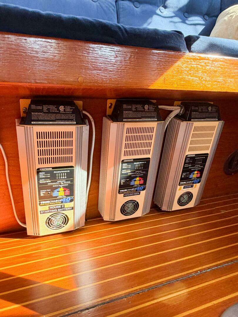 1986 Nauticat 40 Cutter Ketch Pilothouse - Image 63
