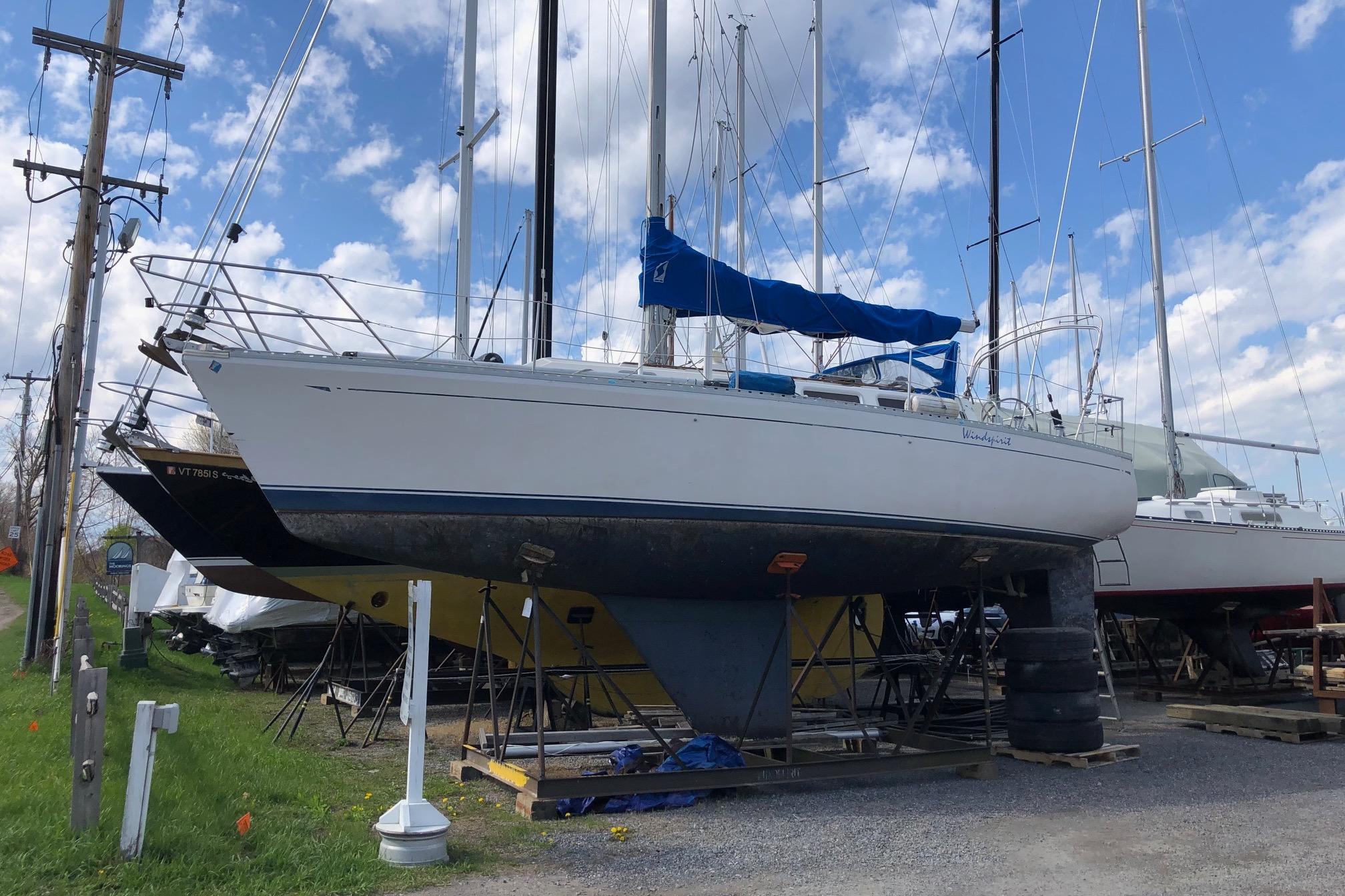 1984 CAL 33