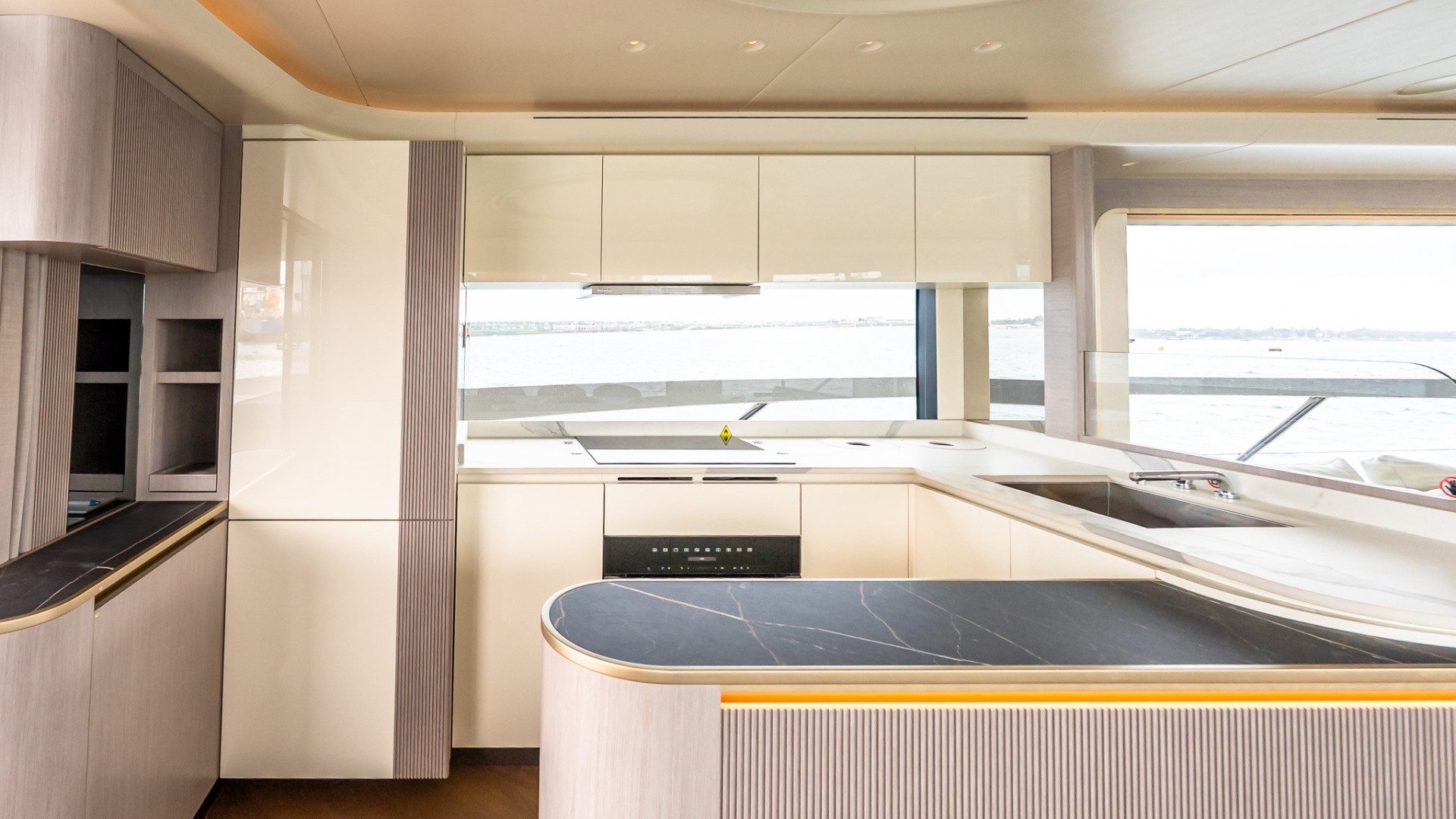 2027 Absolute Navetta 70 - Image 33