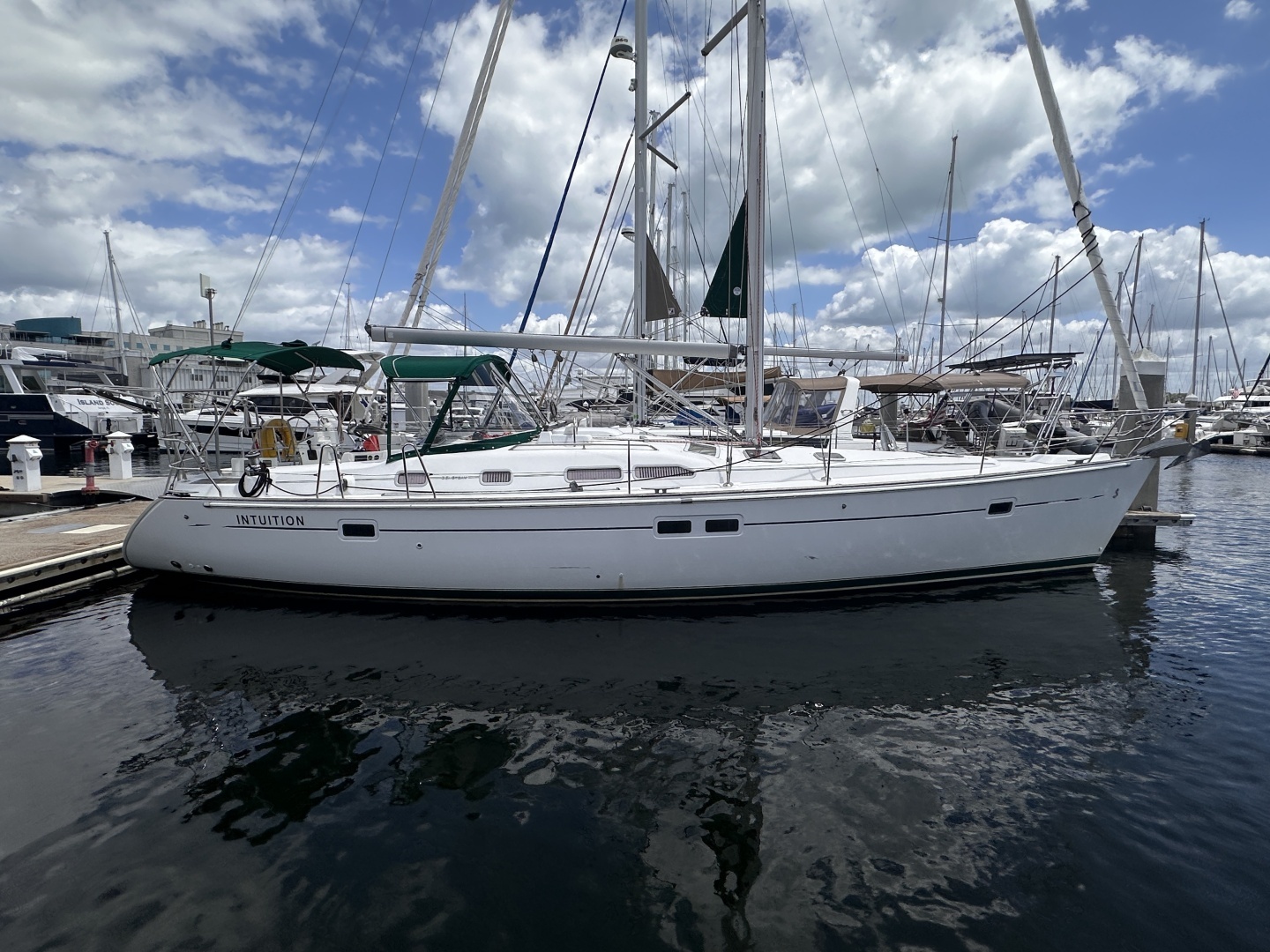 2007 Beneteau 423 - Image 2