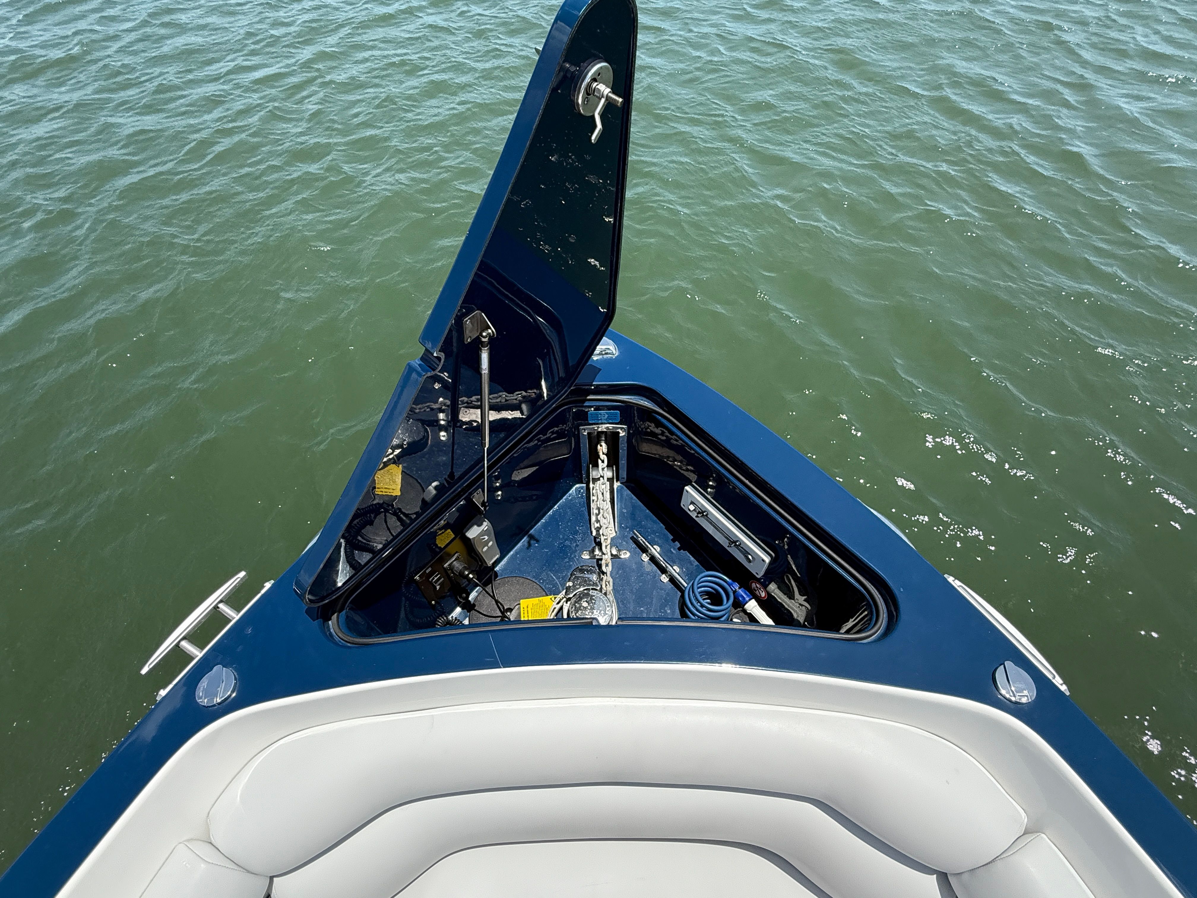 2021 Aviara AV32 OB - 28