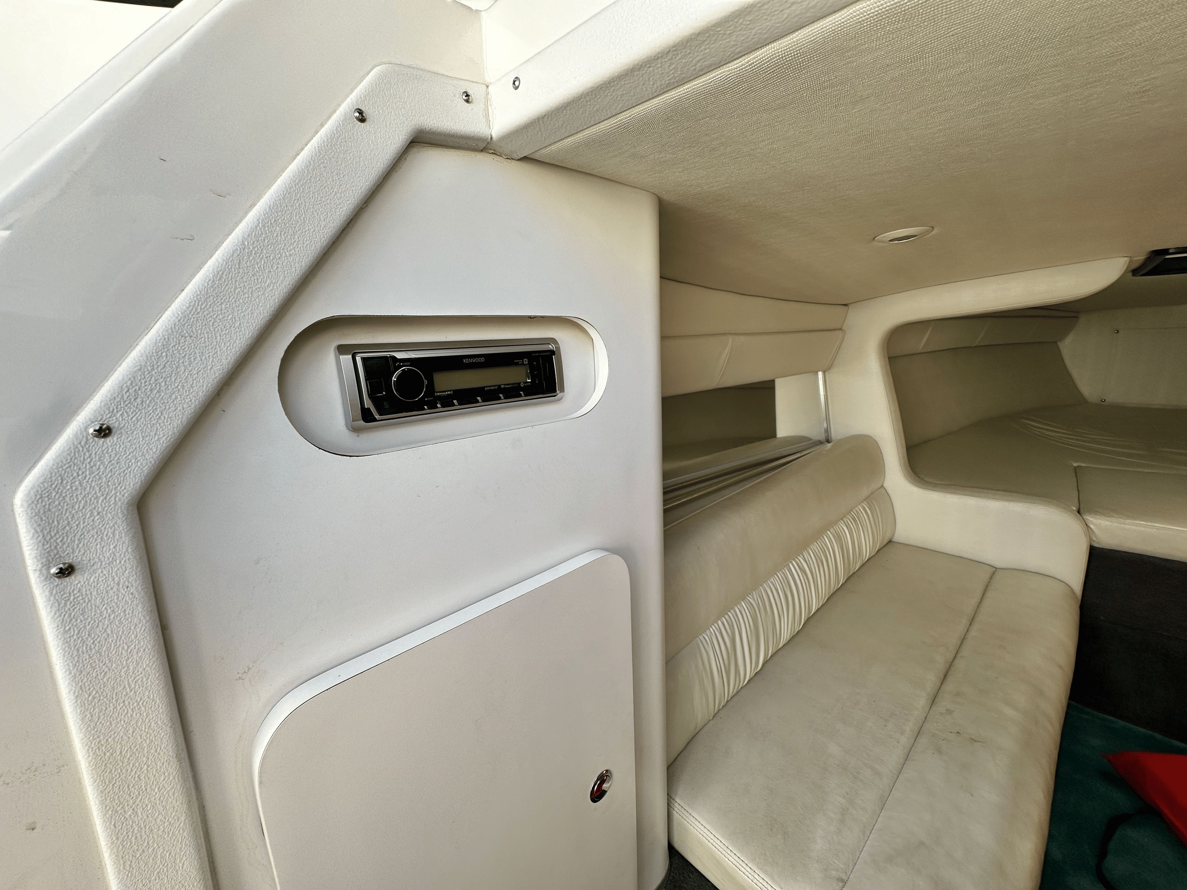 1998 Wellcraft SCARAB - 29