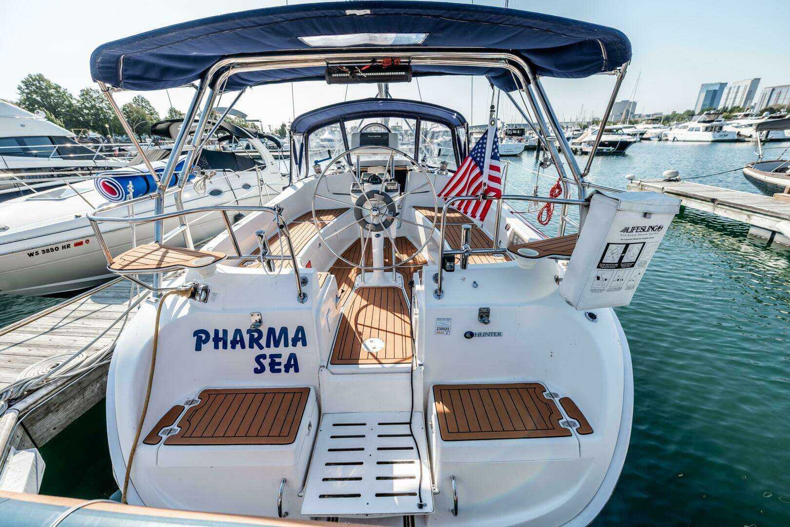 2003 Hunter 356 - Image 8