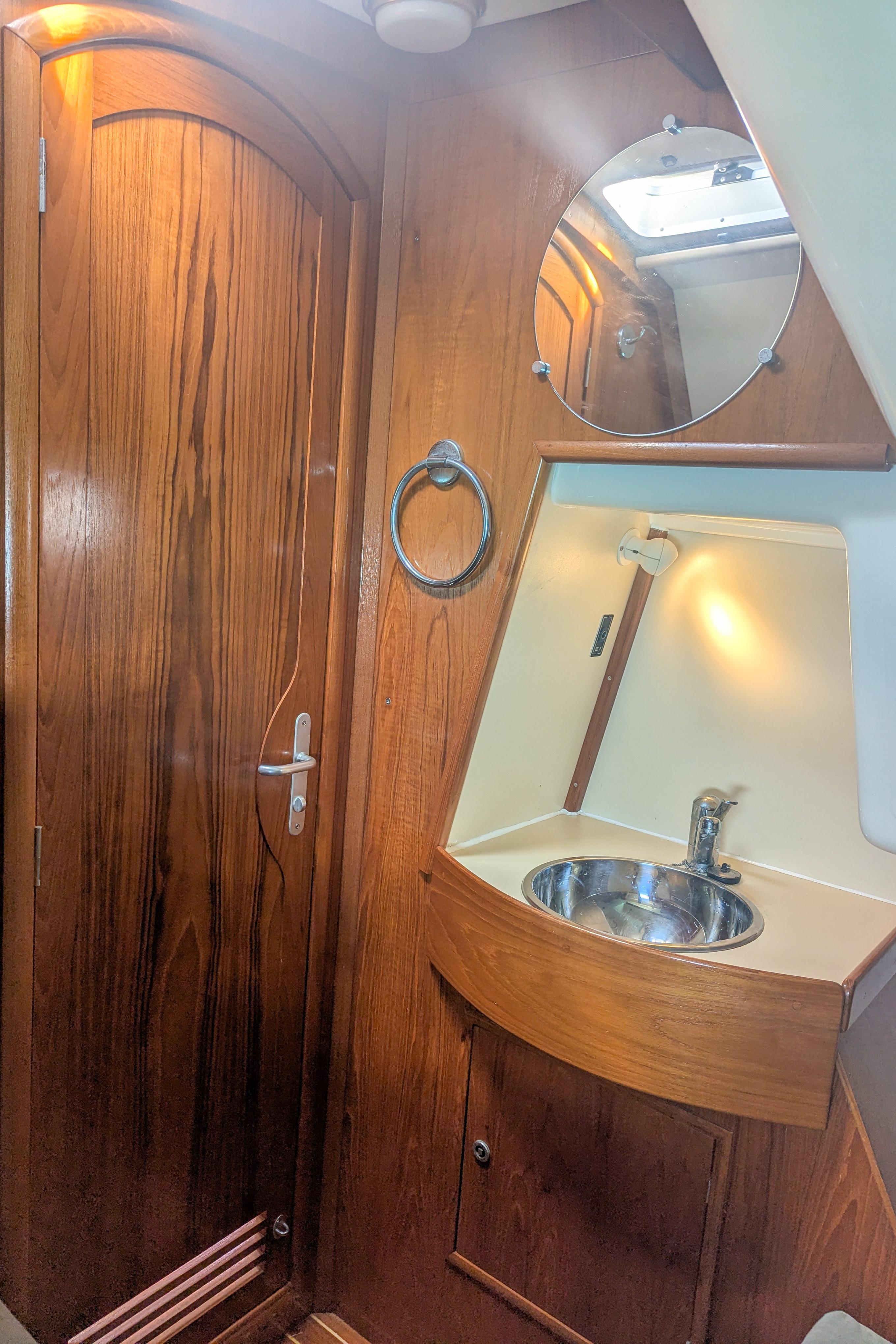 1992 Jeanneau Sun Odyssey 42 - 56