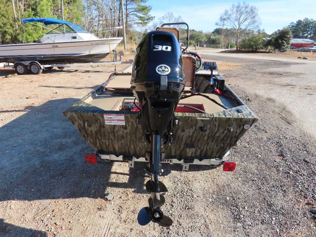 2026 SeaArk 1648 Special Suzuki 30 Trailer - 16