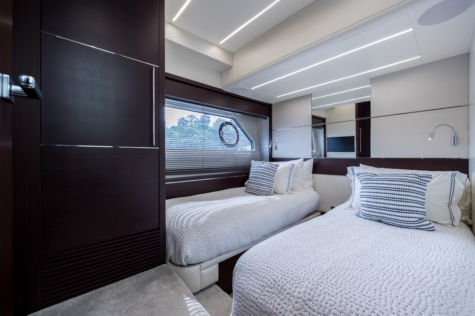 2020 Sunseeker PREDATOR 74 XPS - Image 37