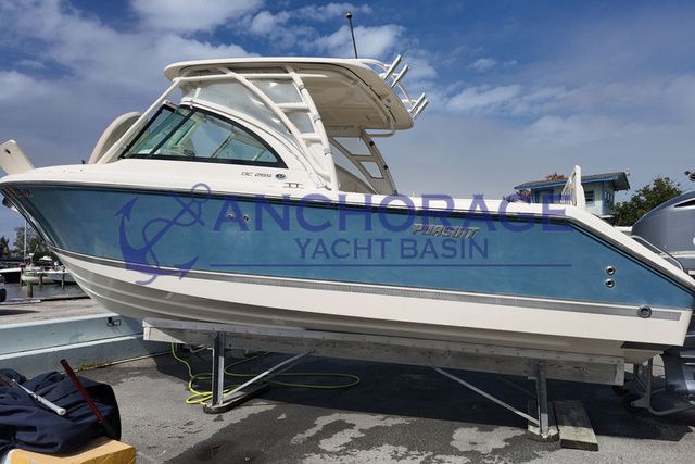 2012 Pursuit Boats 265 DC