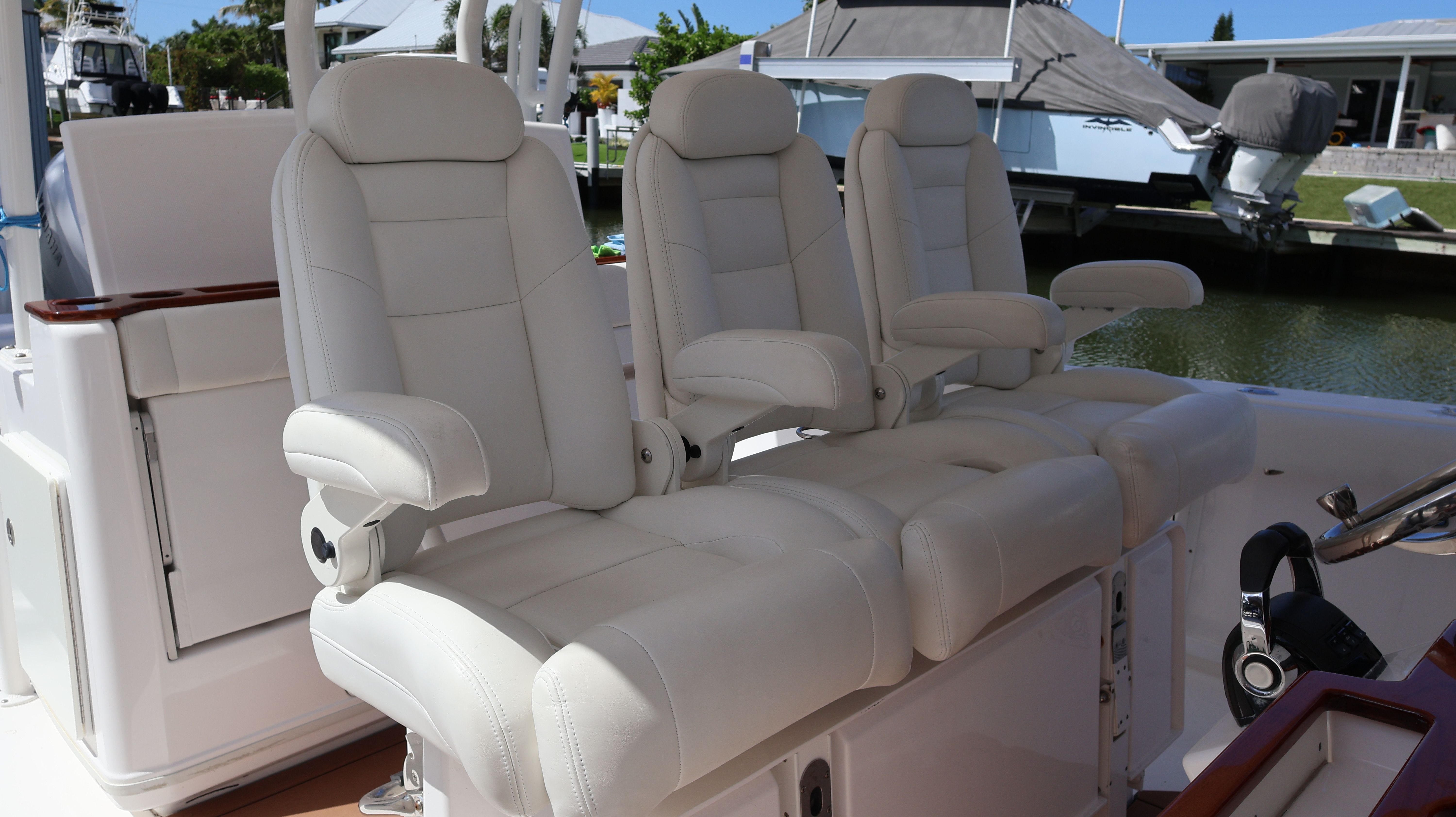 Luxurious seating in Everglades 435 Center Console boat, 2019 model.