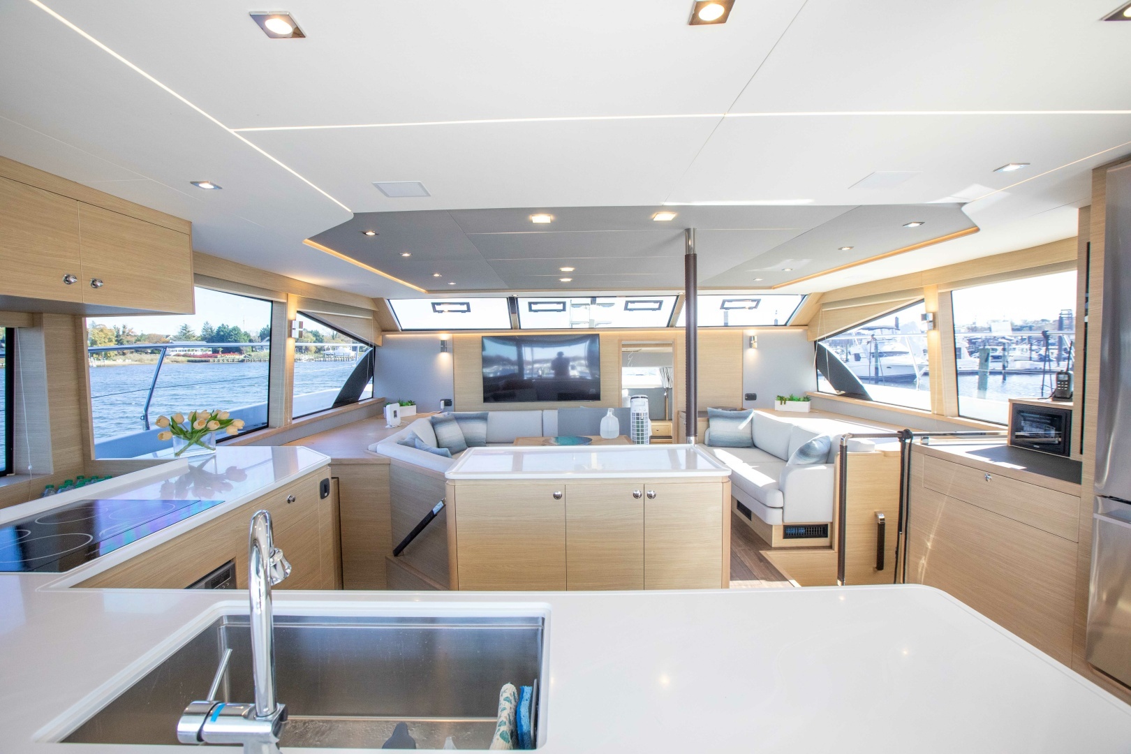 2023 Aquila 54 Yacht - Image 25