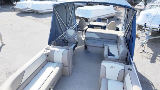 2026 Avalon Venture 85 - 23 FT Rear Fish - 6