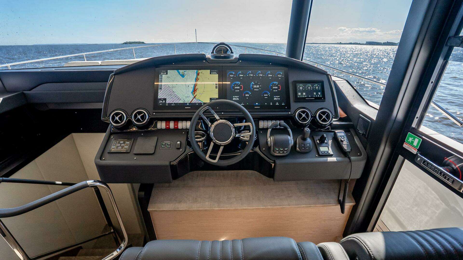 2026 Absolute Navetta 58 - Image 26