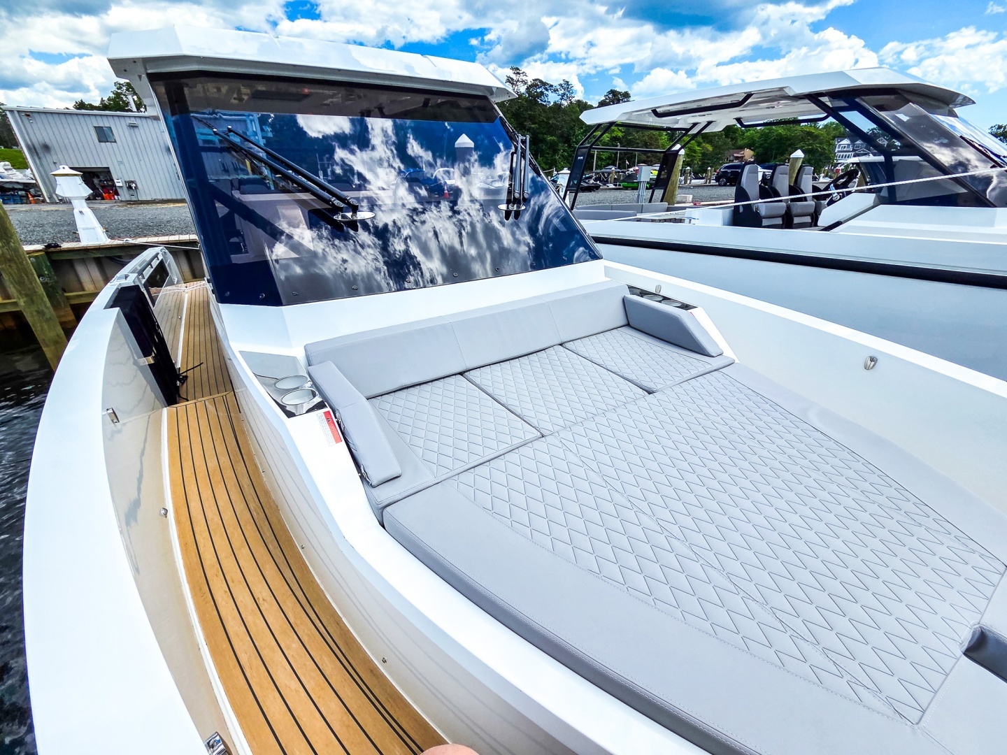 2026 De Antonio Yachts D32 - Image 28
