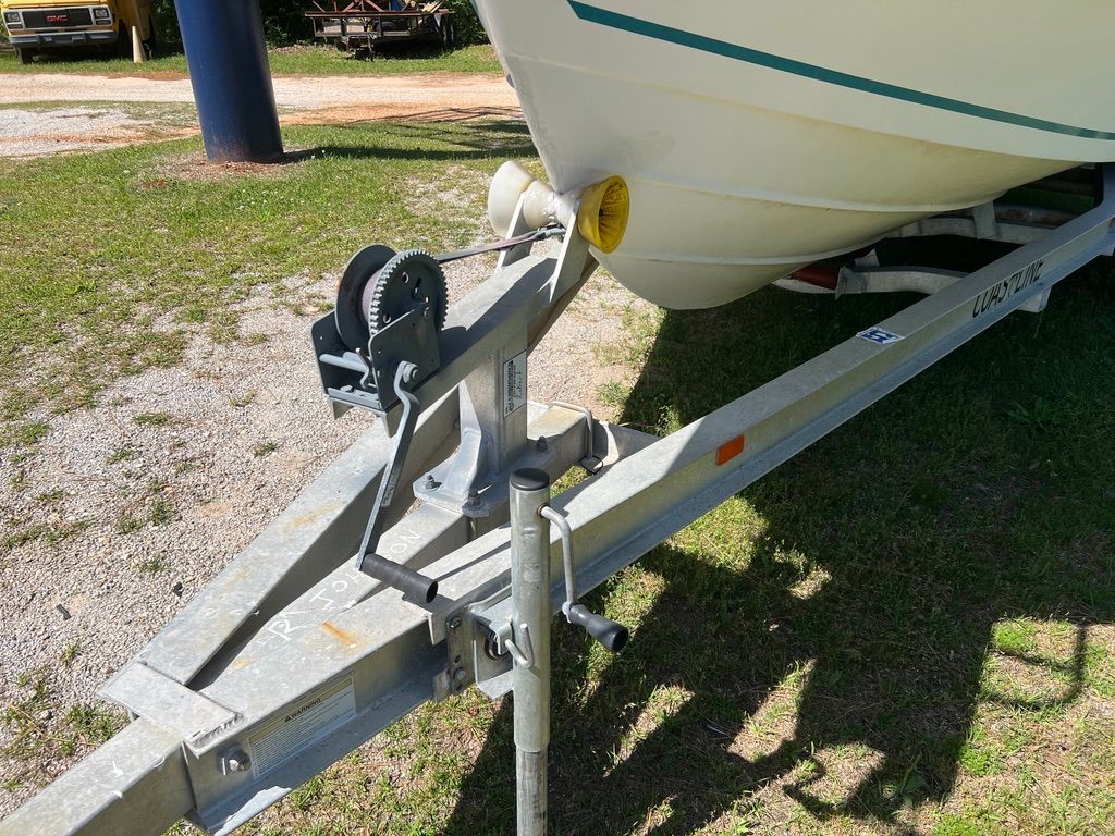 1996 Offshore Yachts Cuddy Cabin - 22