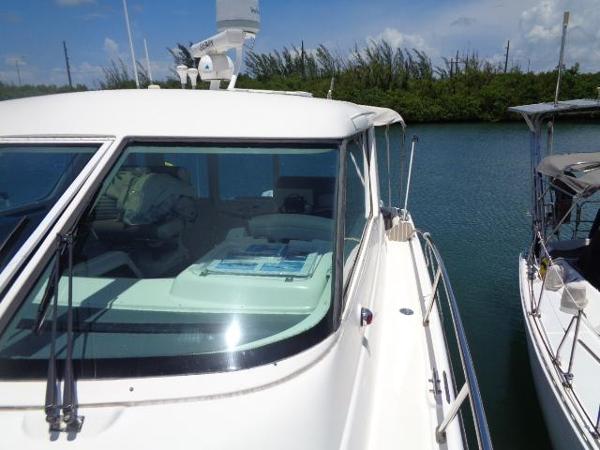 2004 Tiara Yachts 4400 Sovran - 85
