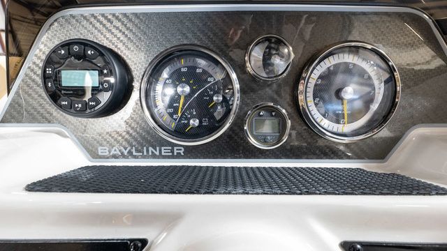 2025 Bayliner D20 - 19