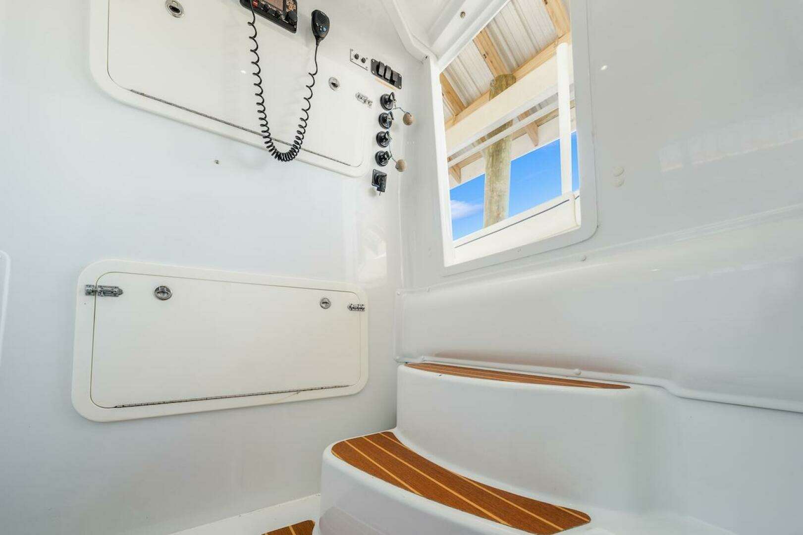 2013 Yellowfin 39 Offshore - Image 37