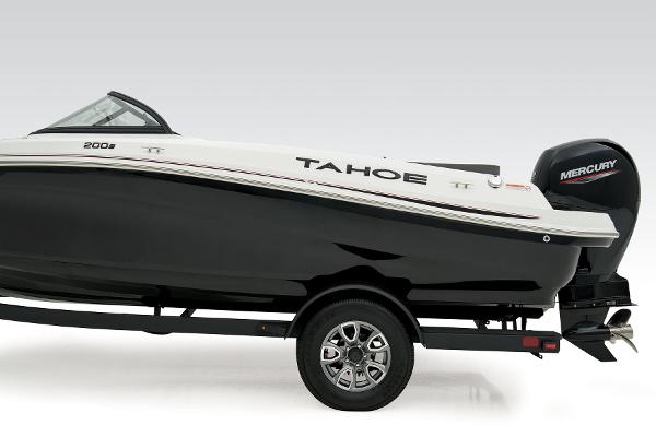 2025 Tahoe 200 S - 70