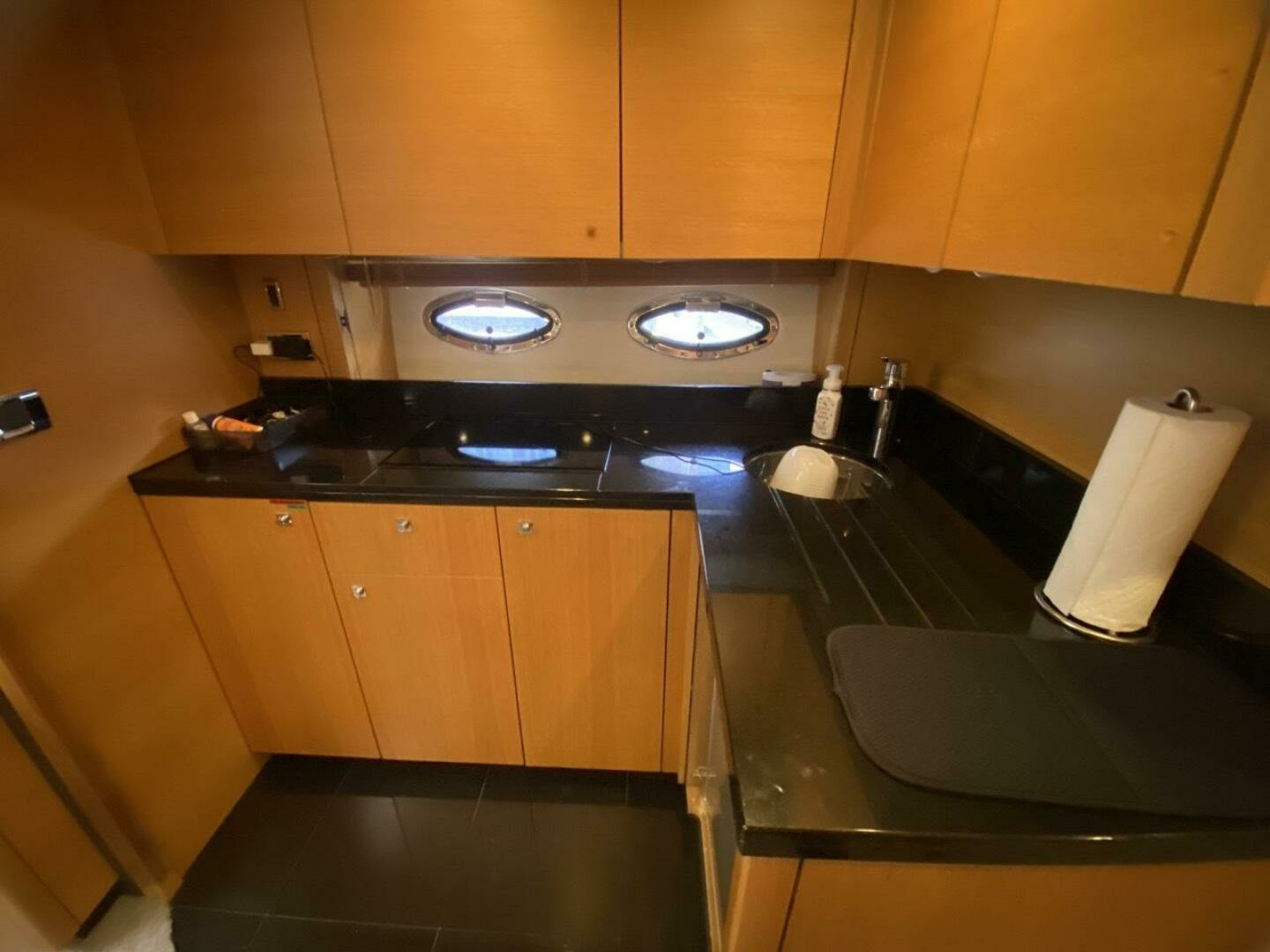 2014 Sunseeker 48 Portofino XPS - Image 33