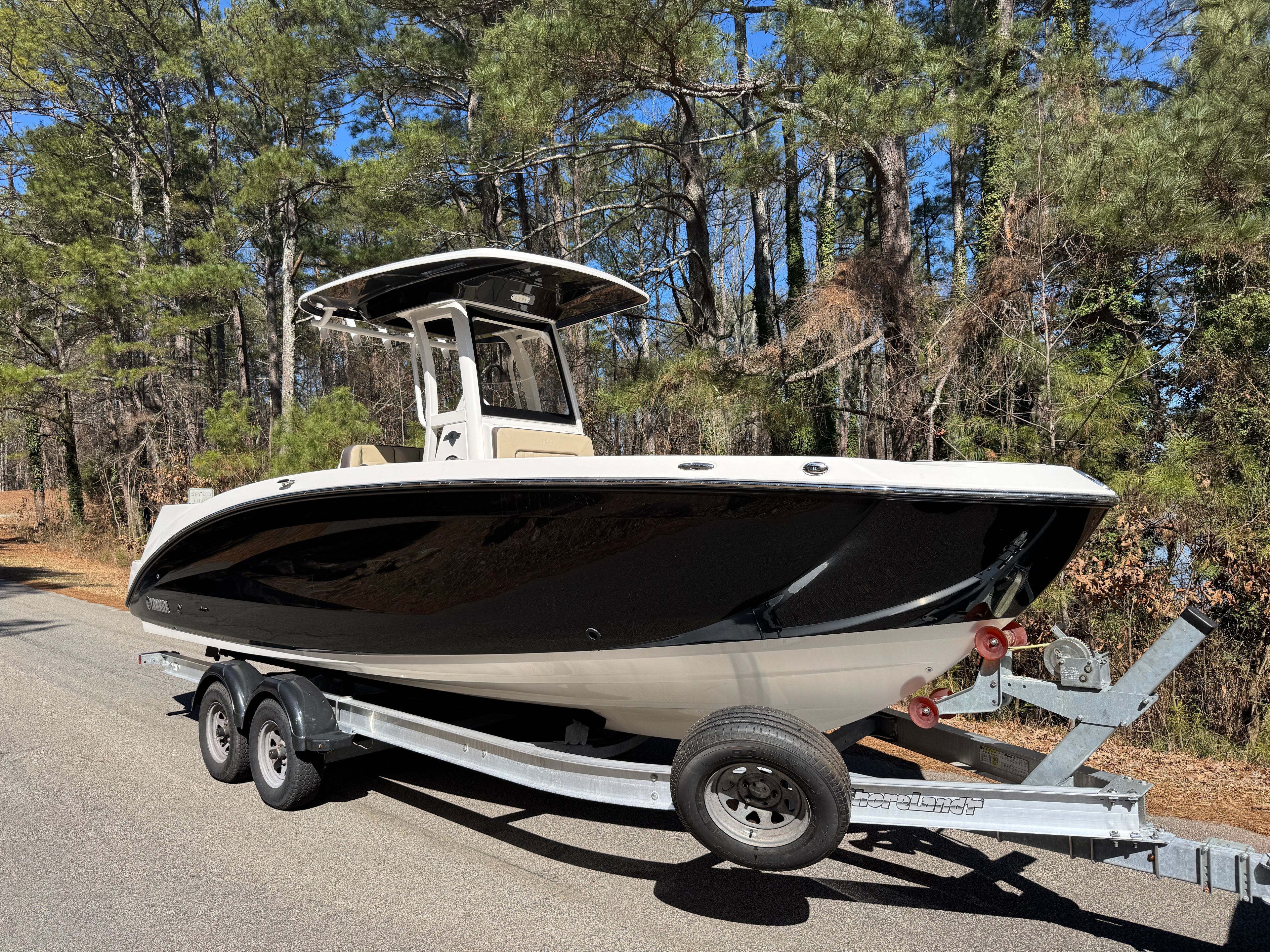 2022 Yamaha Boats 255 FSH