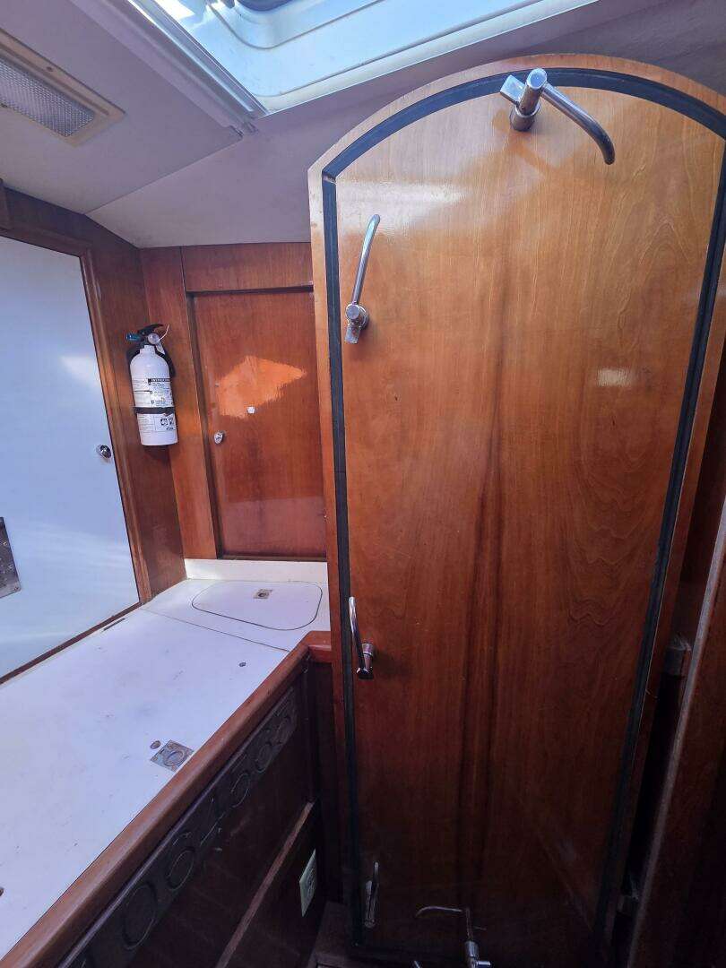 1998 Oyster 485 - Image 28